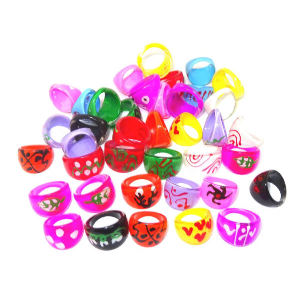 Ring aus Acryl 39er